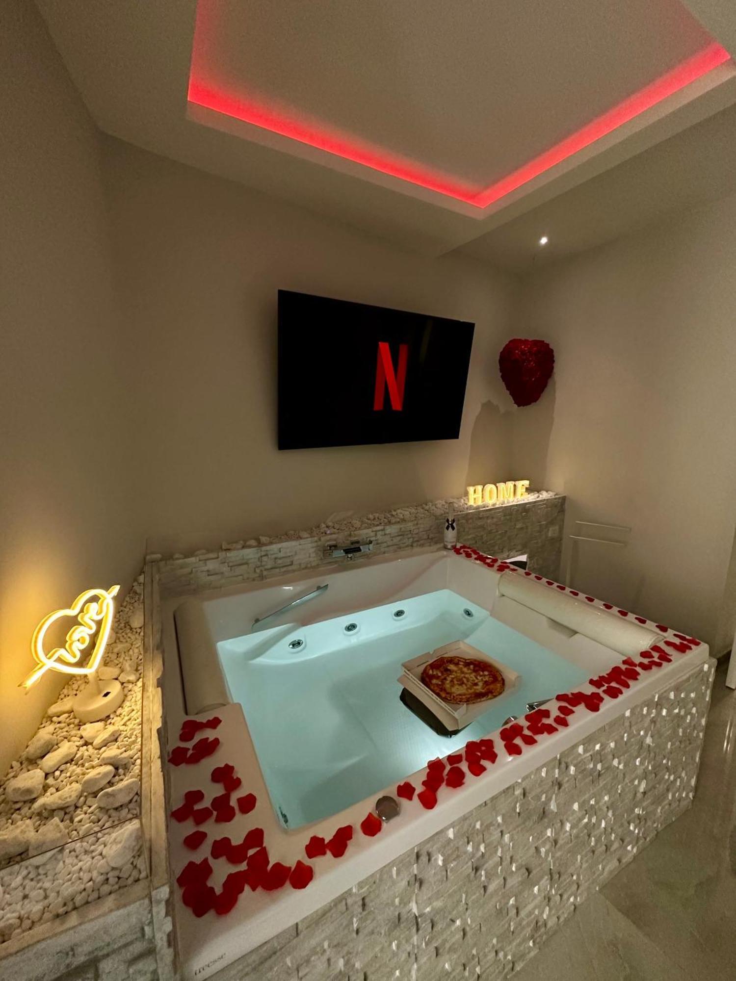 Michy Apartment Неаполь Экстерьер фото